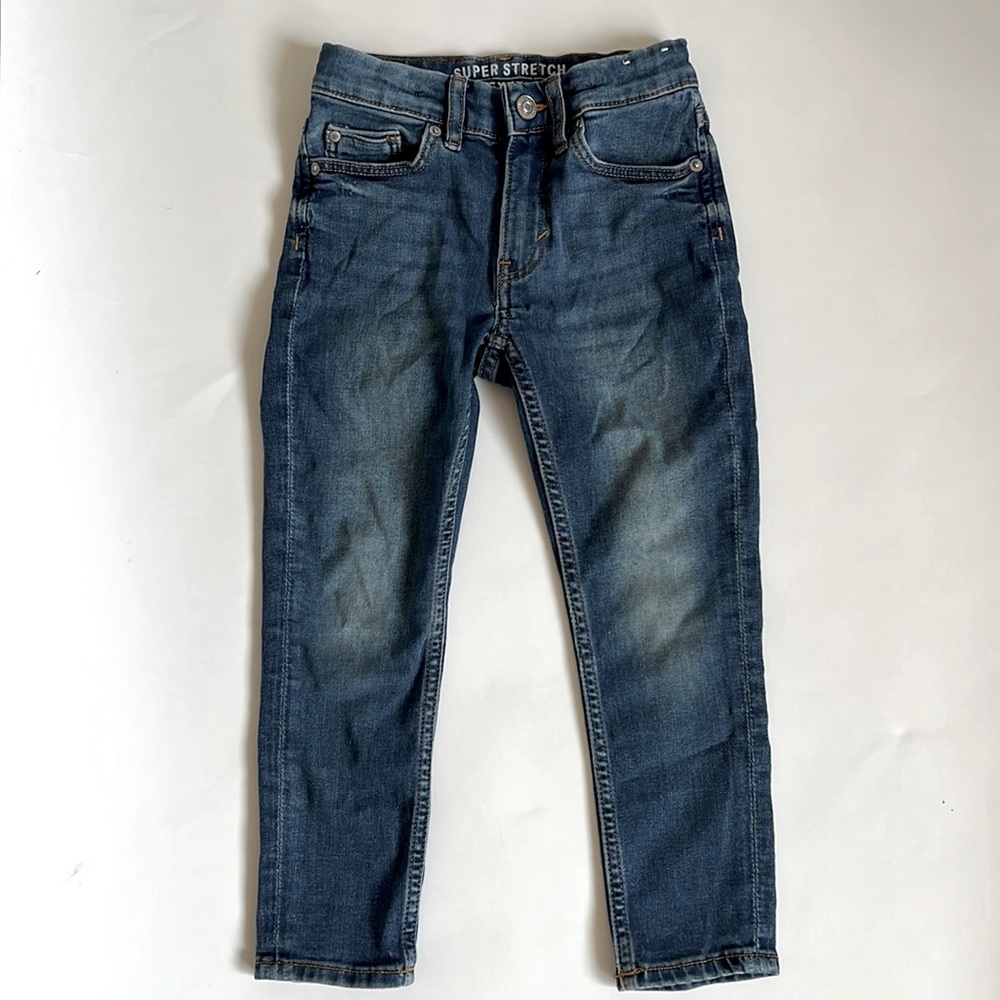 H&M Boys super stretch denim (boys size 4-5)